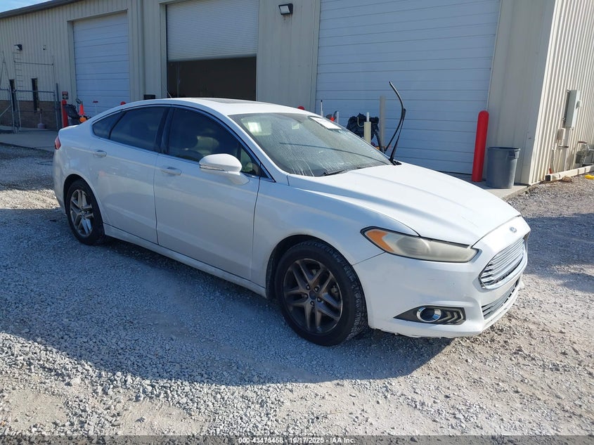 FORD FUSION SE