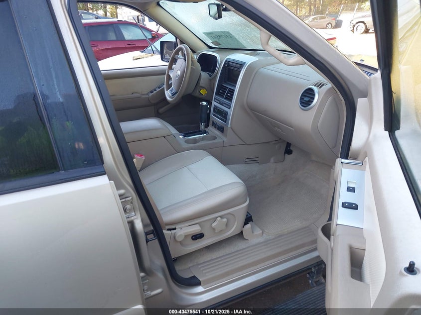 4M2EU38817UJ04063 2007 MERCURY MOUNTAINEER photo no. 5