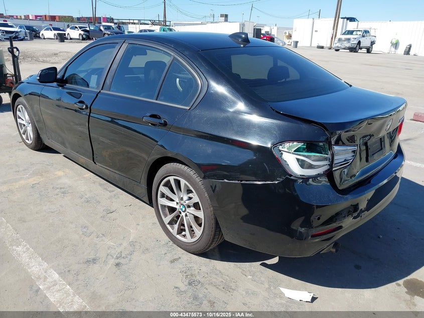 2016 BMW 320I WBA8E1G55GNU11318