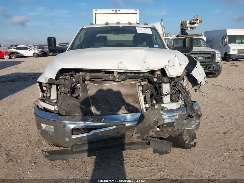 2017 Ram 3500 Chassis Tradesman/Slt/Laramie VIN: 3C7WRTCL3HG643492 Lot: 43475719