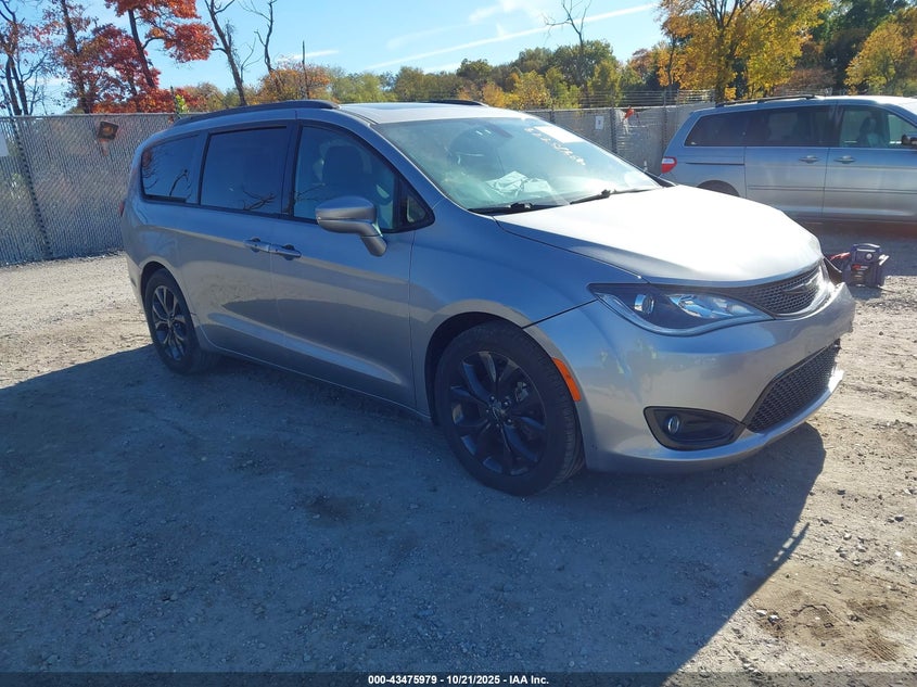 2020 CHRYSLER PACIFICA LIMITED - 2C4RC1GG4LR216810