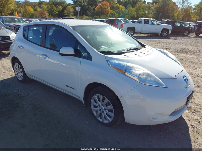 NISSAN LEAF S