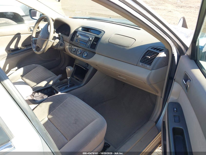 4T1BE32K15U502621 2005 TOYOTA CAMRY photo no. 5