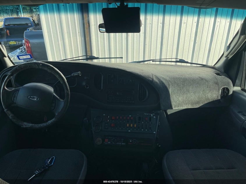 2003 Ford E-450 Cutaway Standard VIN: 1FDXE45F03HB51684 Lot: 43476278