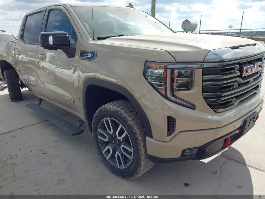 GMC SIERRA 1500 4WD SHORT BOX AT4
