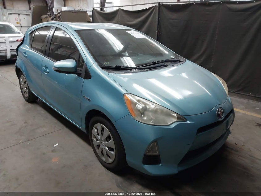 2013 TOYOTA PRIUS C TWO - JTDKDTB31D1045373