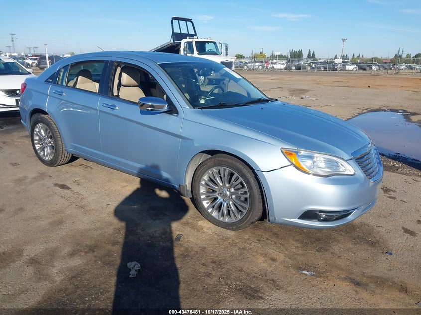 CHRYSLER 200 LIMITED