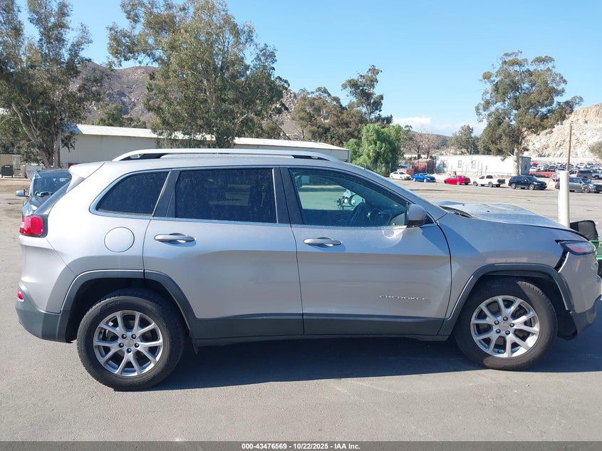 2016 Jeep Cherokee Latitude VIN: 1C4PJLCB0GW350701 Lot: 43476569