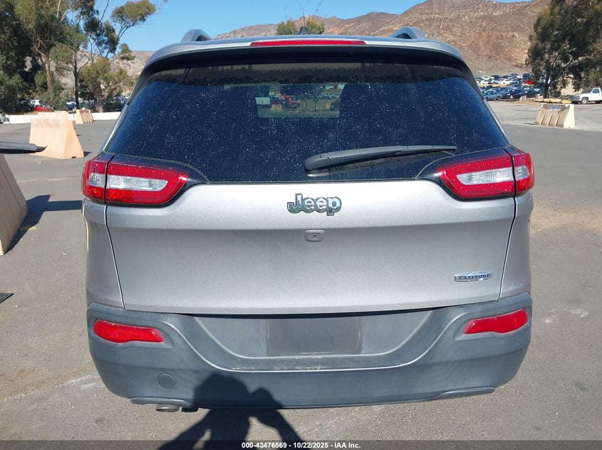 2016 Jeep Cherokee Latitude VIN: 1C4PJLCB0GW350701 Lot: 43476569