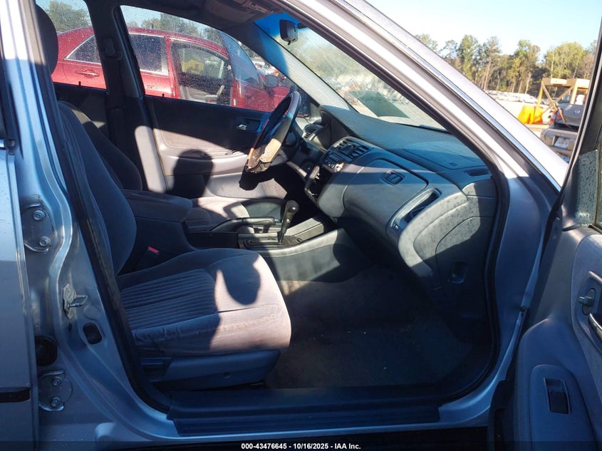 1HGCG5645WA117500 1998 HONDA ACCORD photo no. 5