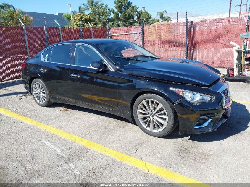 INFINITI Q50 LUXE