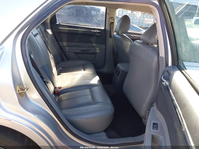 2005 Chrysler 300 Touring VIN: 2C3JA53GX5H506112 Lot: 43476798