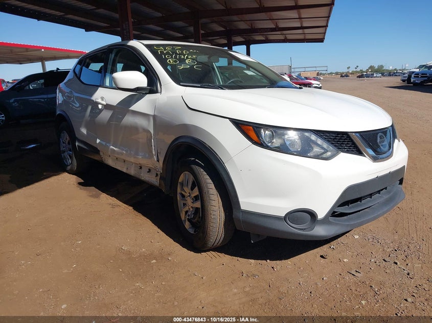NISSAN ROGUE SPORT S