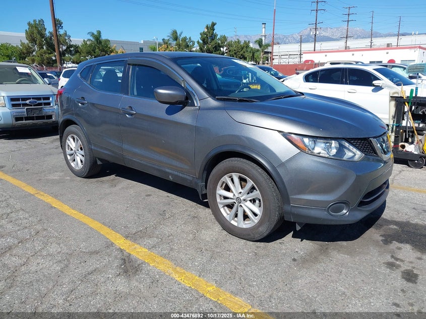 NISSAN ROGUE SPORT S