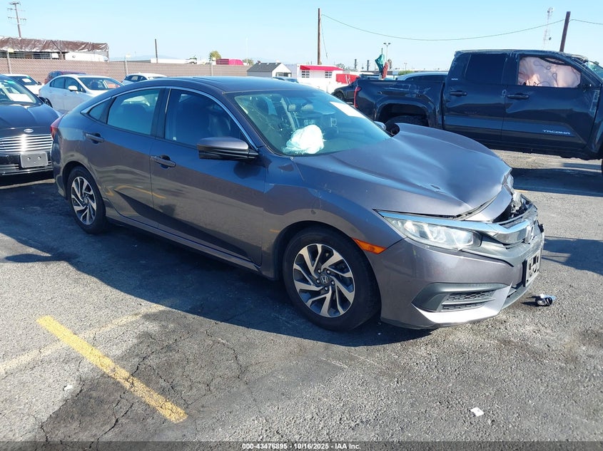 2HGFC2F78JH517210 2018 Honda Civic Ex auction photo 1