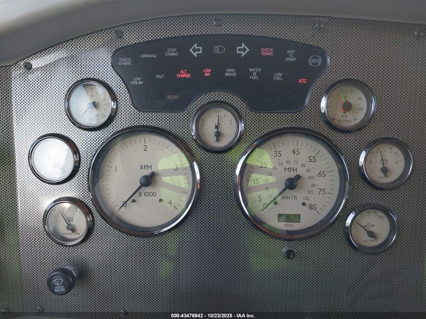 1RF42464432023179 2003   photo no. 7