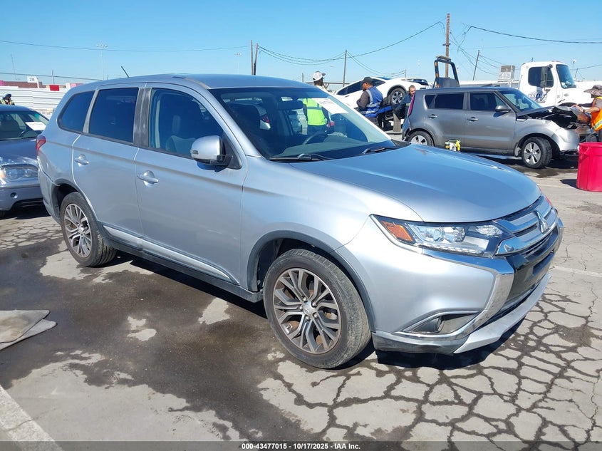 2016 MITSUBISHI OUTLANDER SE - JA4AD3A31GZ050599
