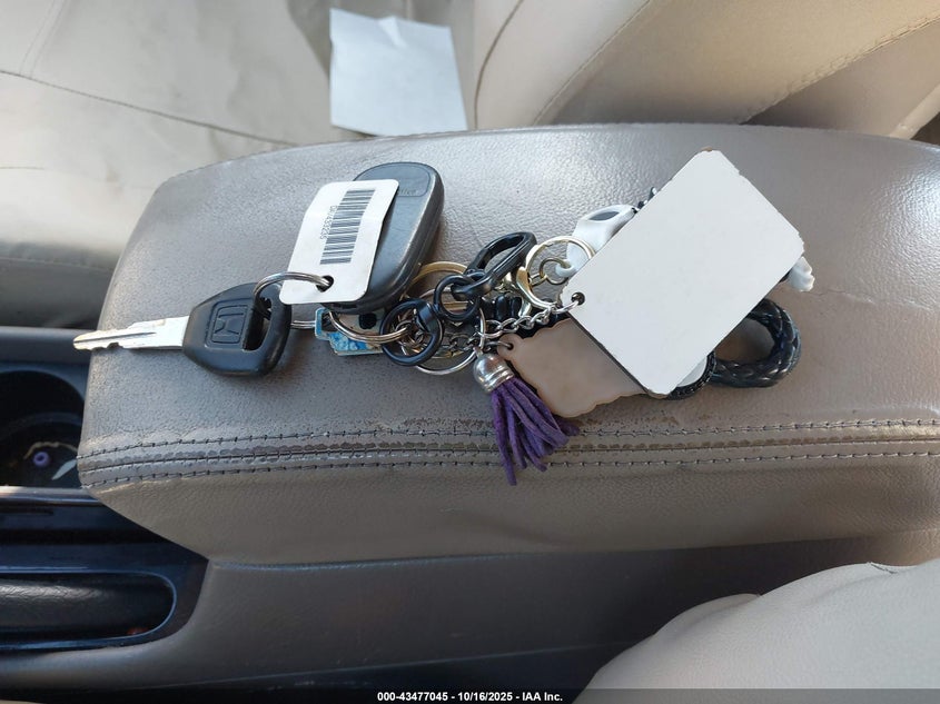 1HGCG1657YA044439 2000 HONDA ACCORD photo no. 11