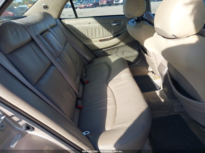 1HGCG1657YA044439 2000 HONDA ACCORD photo no. 8
