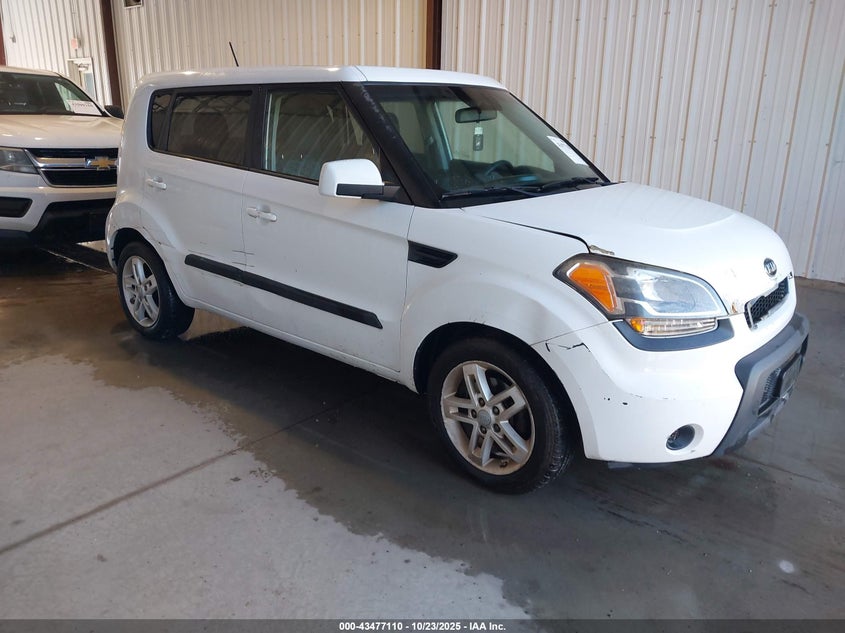 KIA SOUL +