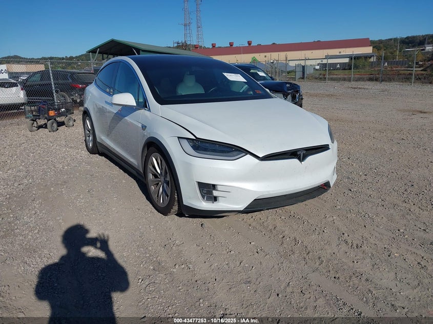 2020 TESLA MODEL X PERFORMANCE DUAL MOTOR ALL-WHEEL DRIVE - 5YJXCDE43LF249262
