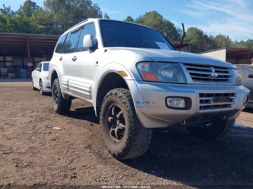 2002 Mitsubishi Montero Limited