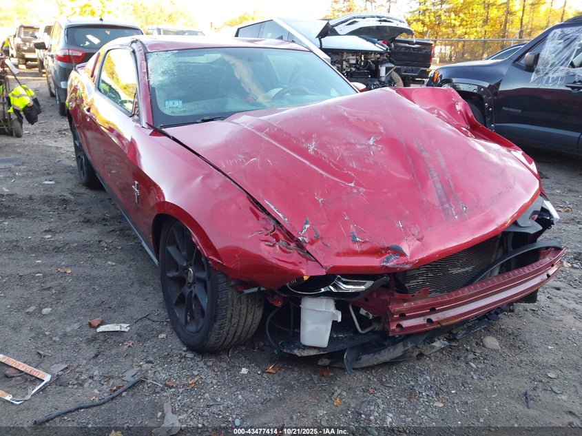 FORD MUSTANG V6 PREMIUM