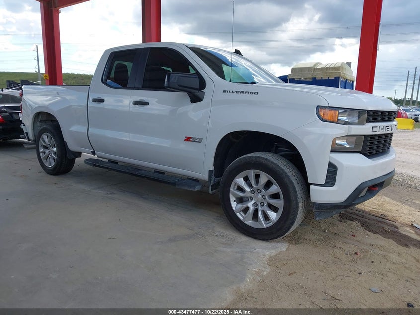 CHEVROLET SILVERADO 1500 CUSTOM