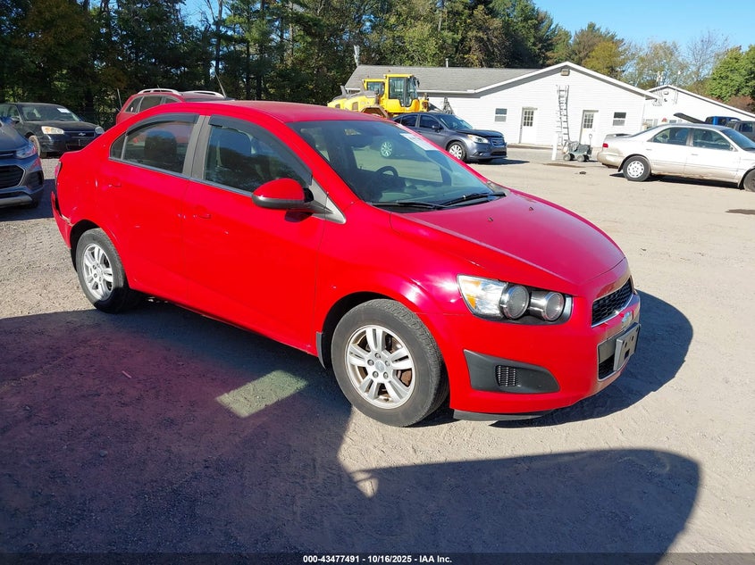 CHEVROLET SONIC LT AUTO