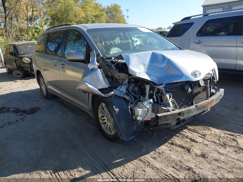 2013 TOYOTA SIENNA XLE V6 8 PASSENGER - 5TDYK3DCXDS394807