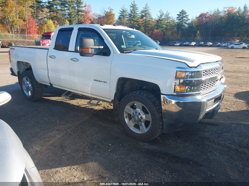 CHEVROLET SILVERADO 2500 WT