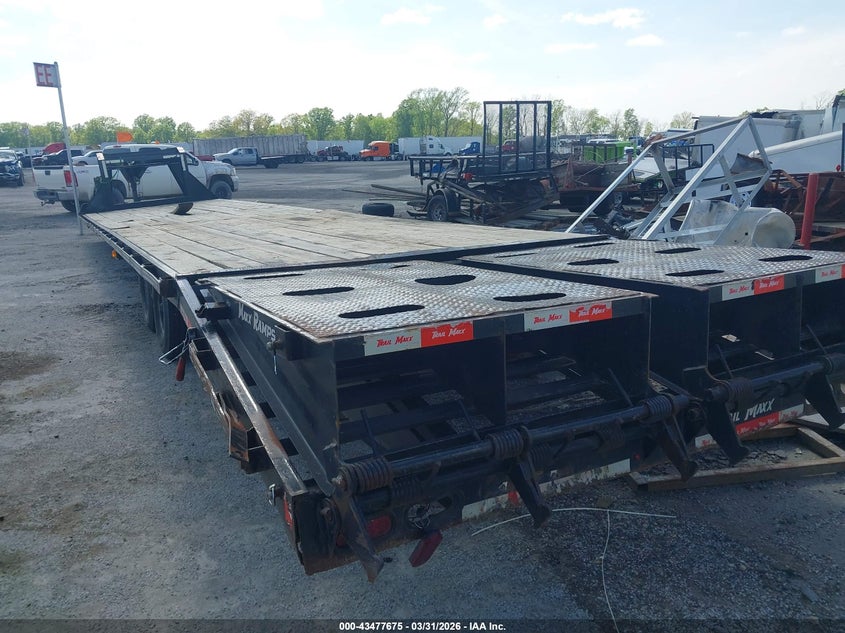 2024 Trailmaxx 40' Deckover Trailer