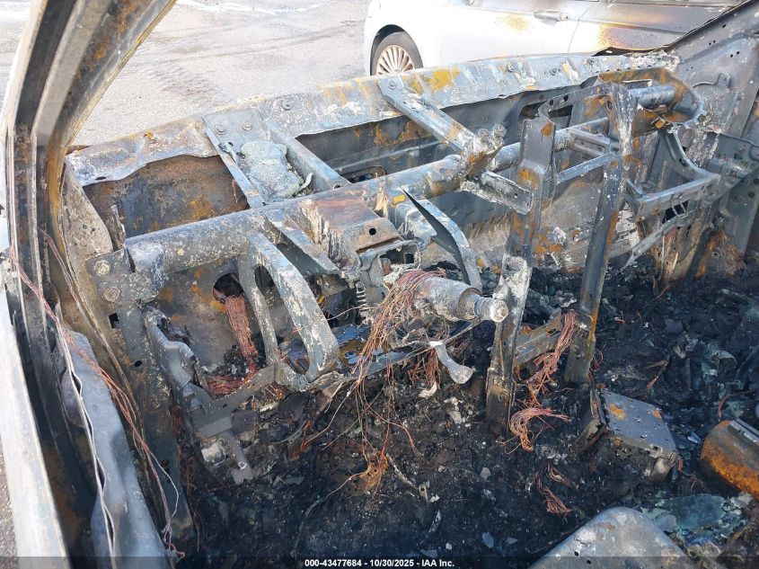 2011 Chrysler Town & Country Touring VIN: 2A4RR5DGXBR701908 Lot: 43477684