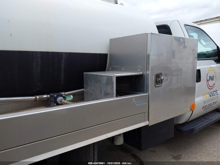 1FDUF5HT5CEA99168 2012 FORD F550 photo no. 13