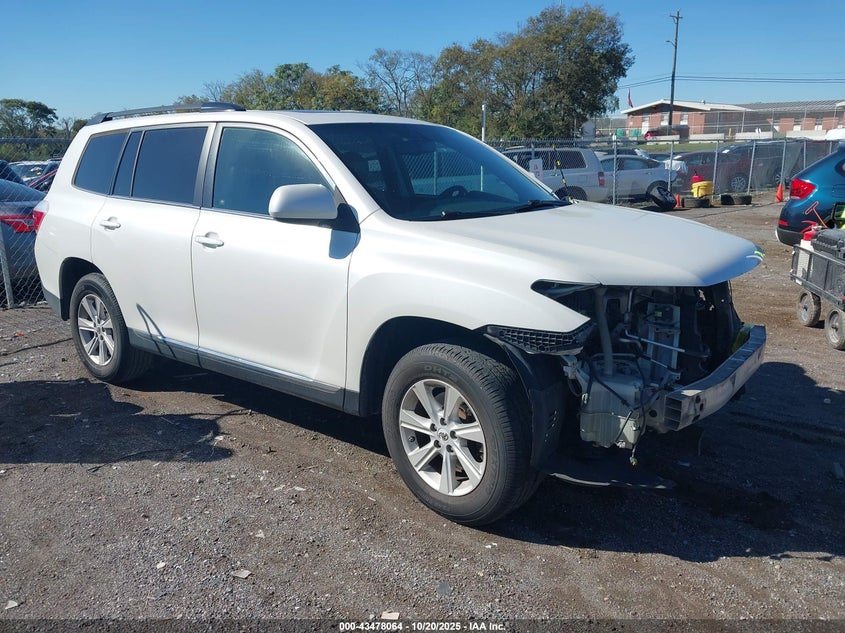 TOYOTA HIGHLANDER SE V6