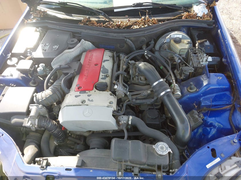 2000 Mercedes-Benz Slk 230 Kompressor VIN: WDBKK47F5YF145935 Lot: 43478134