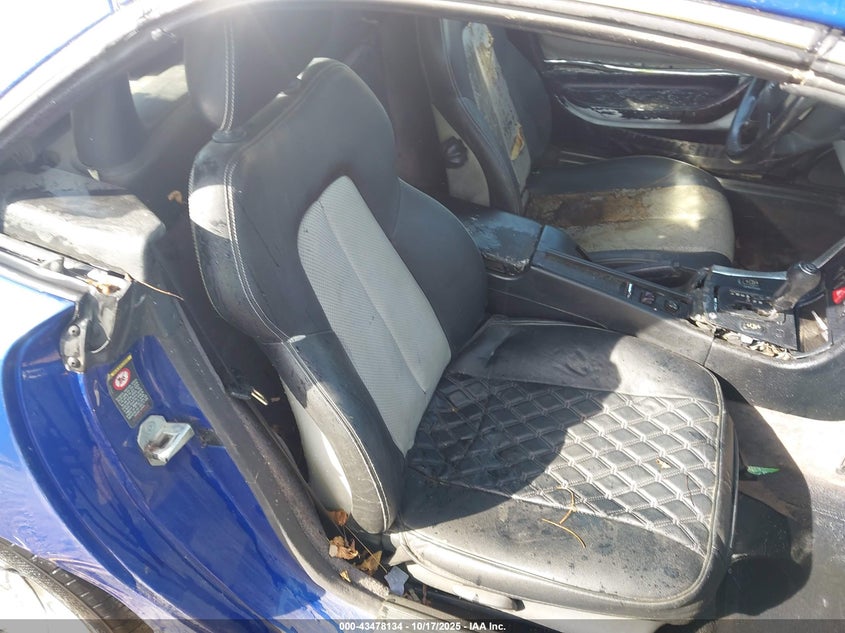 2000 Mercedes-Benz Slk 230 Kompressor VIN: WDBKK47F5YF145935 Lot: 43478134