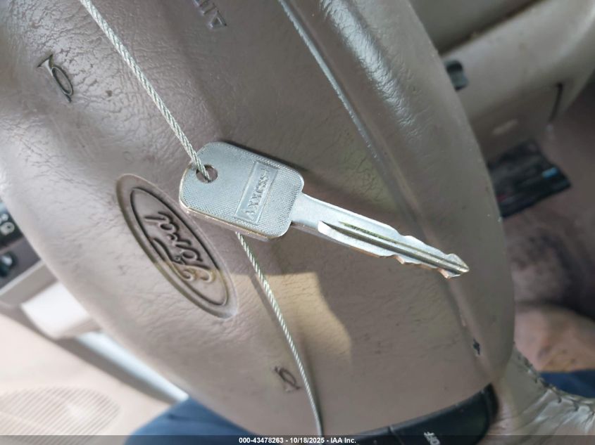 2001 Ford F-250 Lariat/Xl/Xlt VIN: 1FTNW21L71EA02874 Lot: 43478263