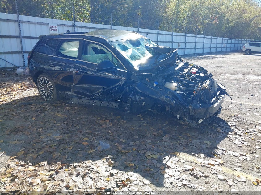 LINCOLN CORSAIR RESERVE