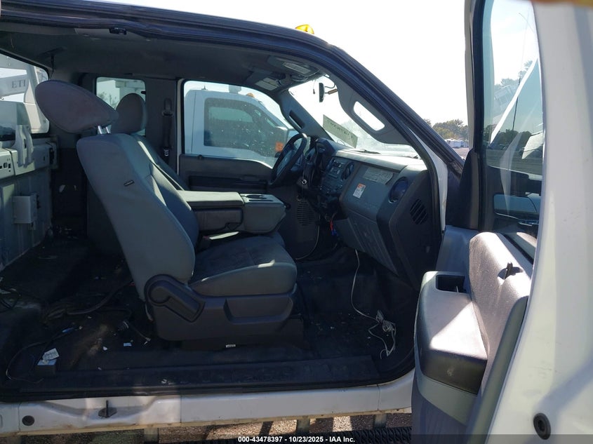 1FT7X2B62EEB70667 2014 FORD F250 photo no. 5