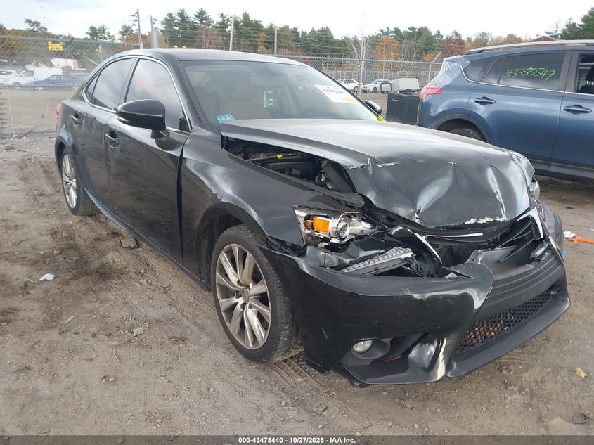 LEXUS IS 200T IS 200T