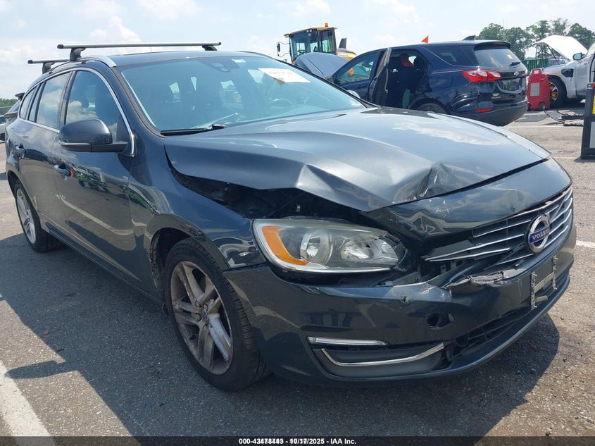 VOLVO V60 T5 PREMIER