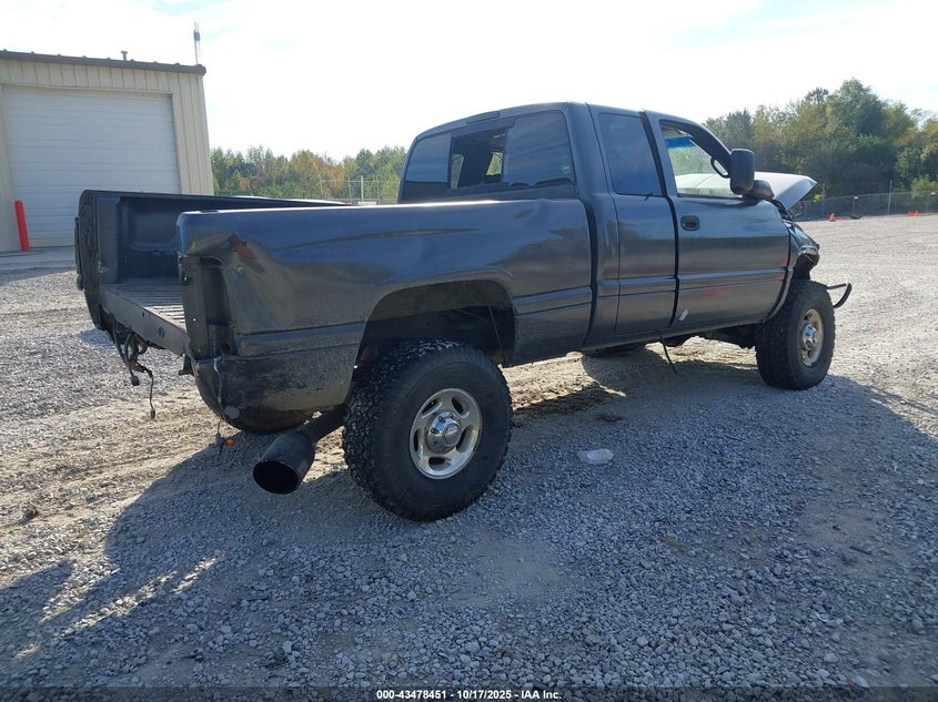 3B7KF23672M200733 2002 DODGE RAM photo no. 4