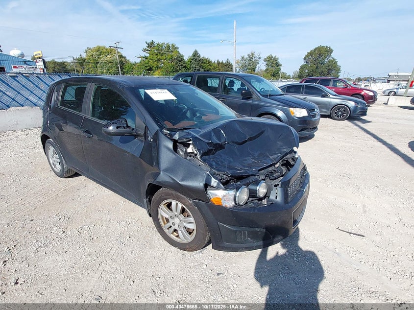 CHEVROLET SONIC LT AUTO