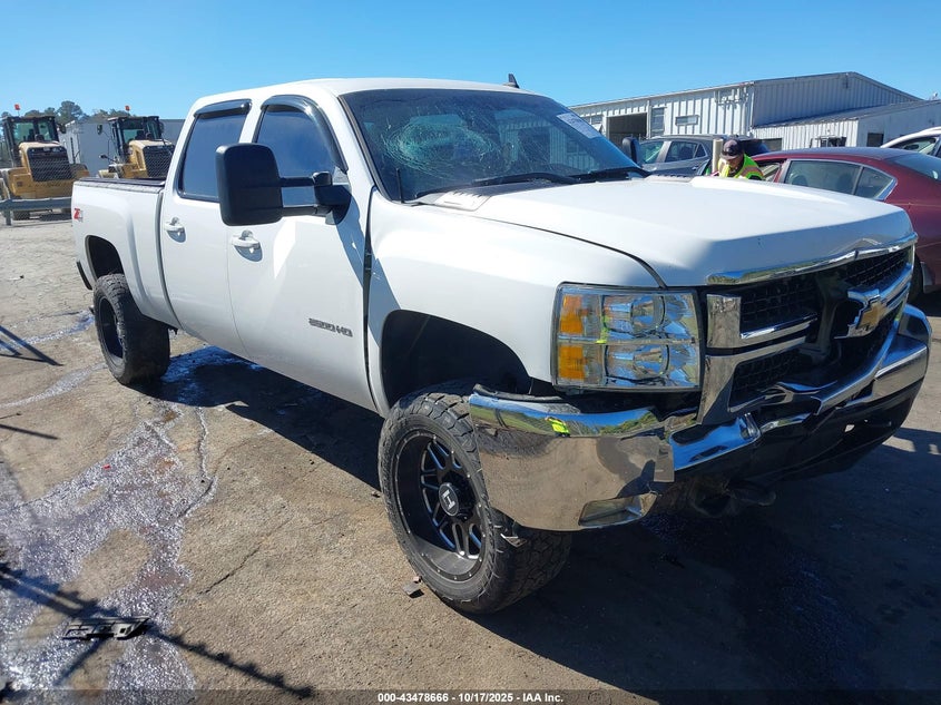 CHEVROLET SILVERADO 2500 LTZ