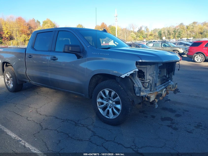 CHEVROLET SILVERADO 1500 4WD SHORT BED CUSTOM/4WD STANDARD BED CUSTOM