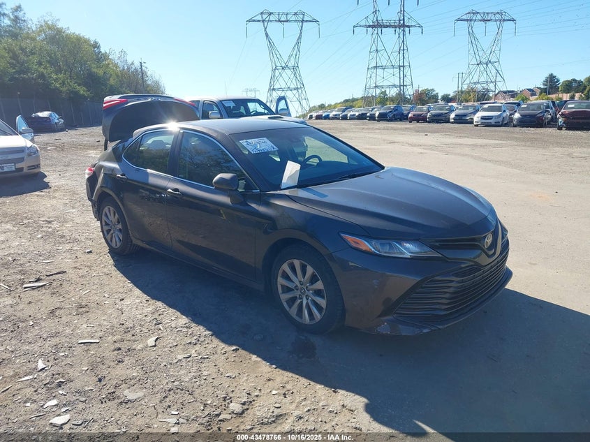 2018 TOYOTA CAMRY LE - JTNB11HK8J3034376