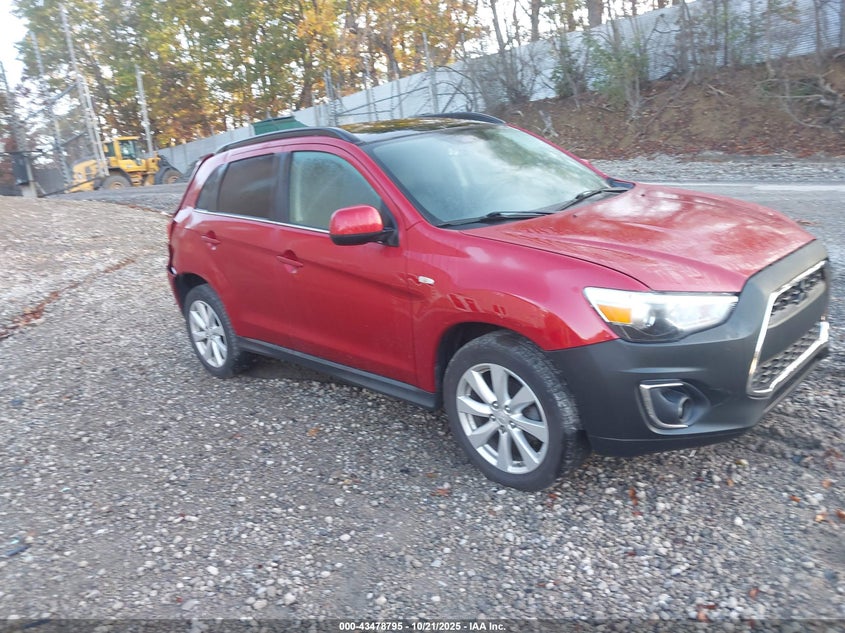 MITSUBISHI OUTLANDER ES