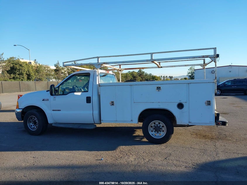 2000 Ford F-350 Lariat/Xl/Xlt VIN: 1FDSF34F8YEC73818 Lot: 43478814