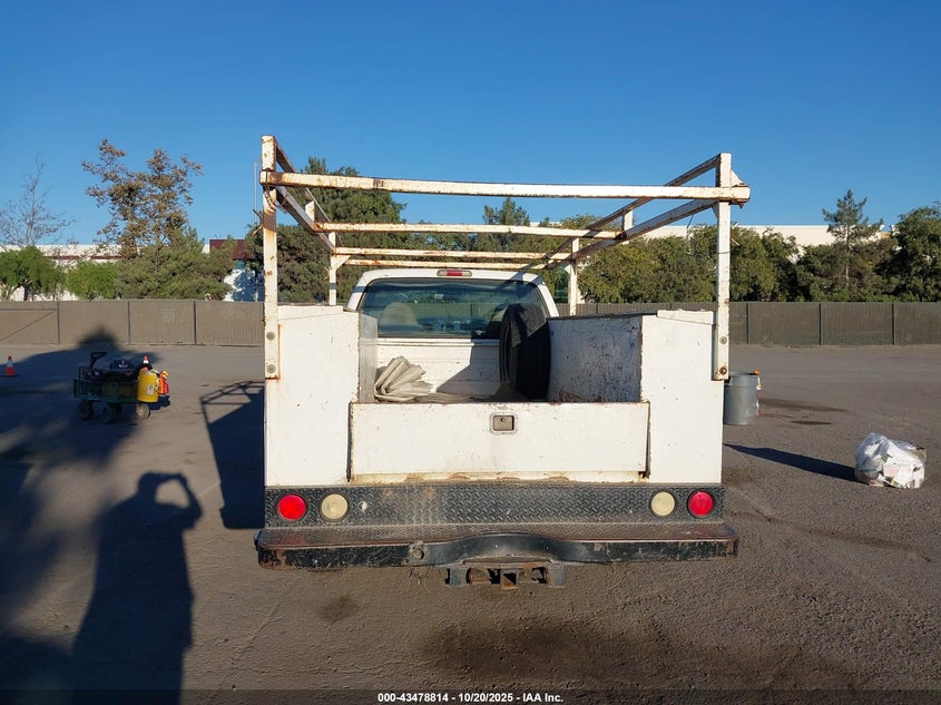 2000 Ford F-350 Lariat/Xl/Xlt VIN: 1FDSF34F8YEC73818 Lot: 43478814